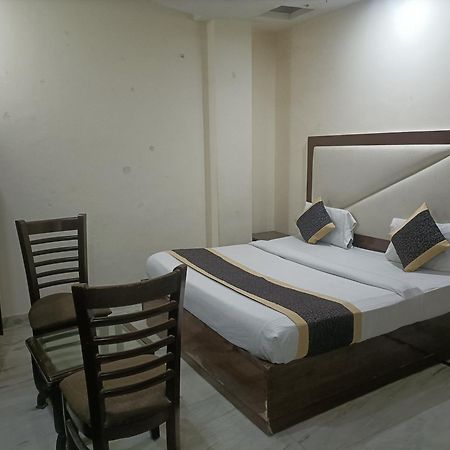 Hotel Ringer New Delhi Exterior foto