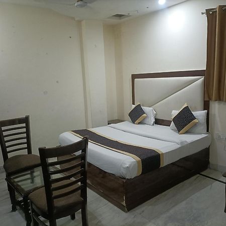 Hotel Ringer New Delhi Exterior foto